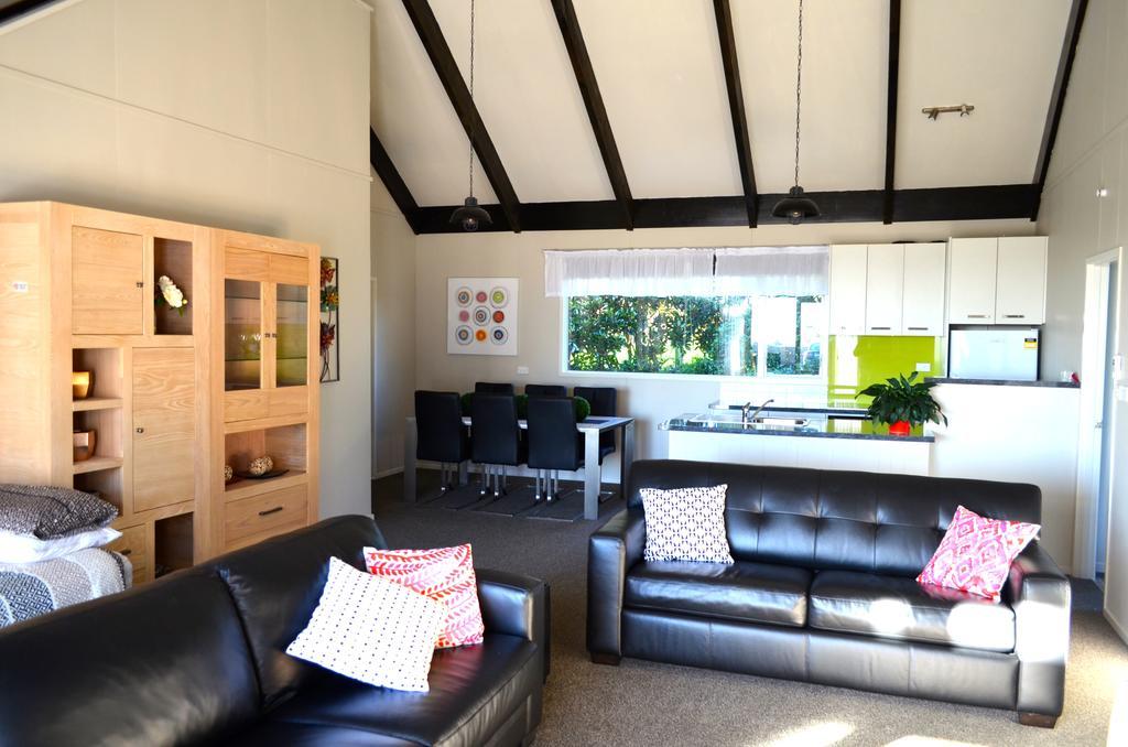 A Touch Of Tuscany At Hillsborough ニュープリマス エクステリア 写真